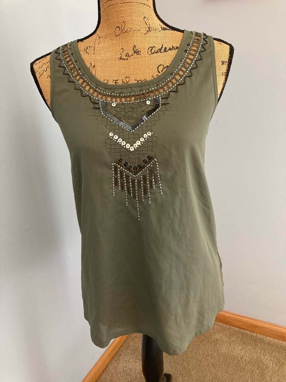 NWT Nine West Olive Green Beaded Sleeveless Tank Women Size Small